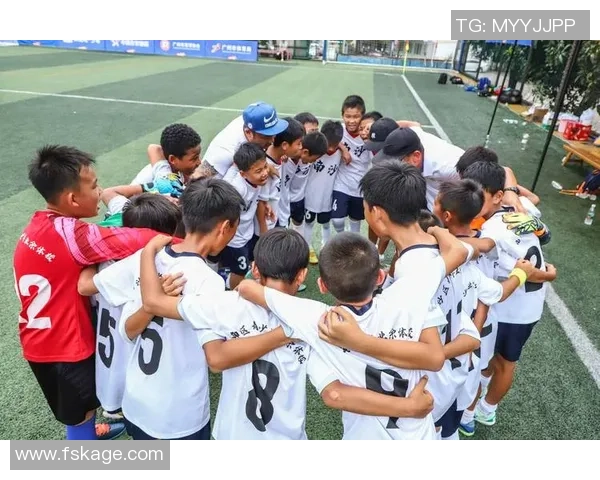 广州足球队在锦标赛中的比赛经验与表现深度解析